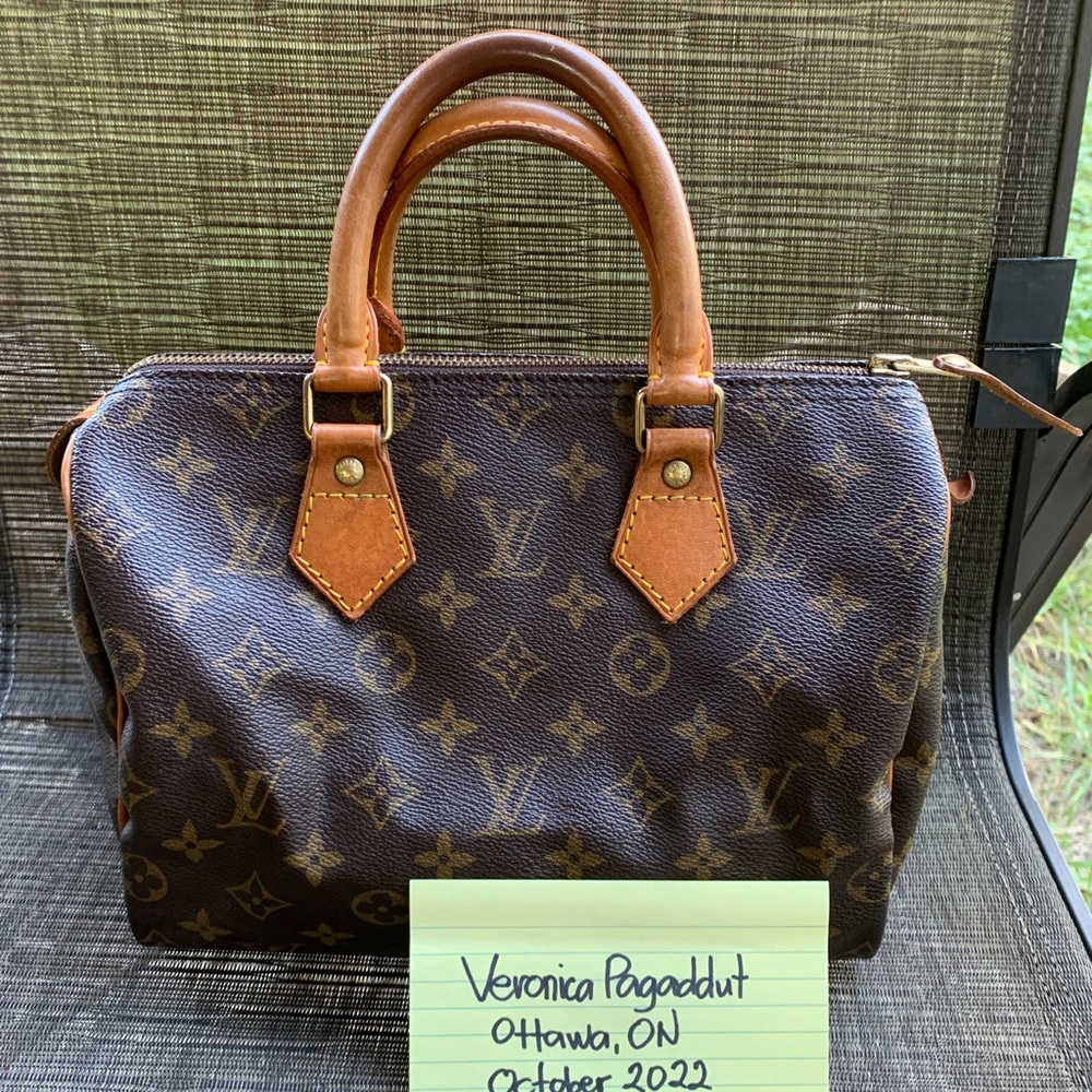 Louis Vuitton Speedy 25